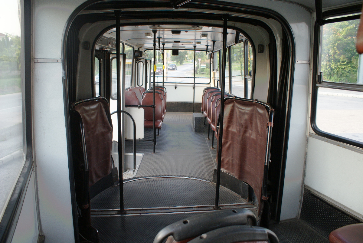 Ikarus 280.02 #232