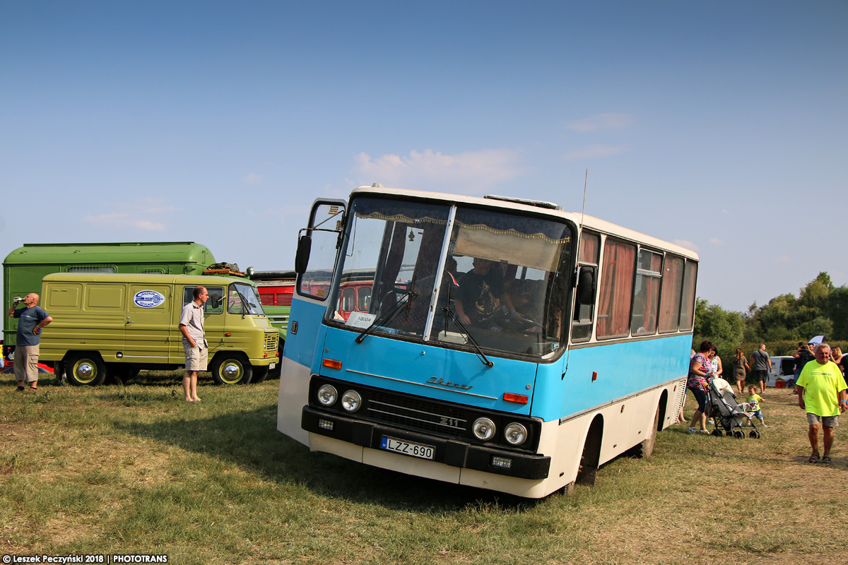 Ikarus 211 #LZZ-690