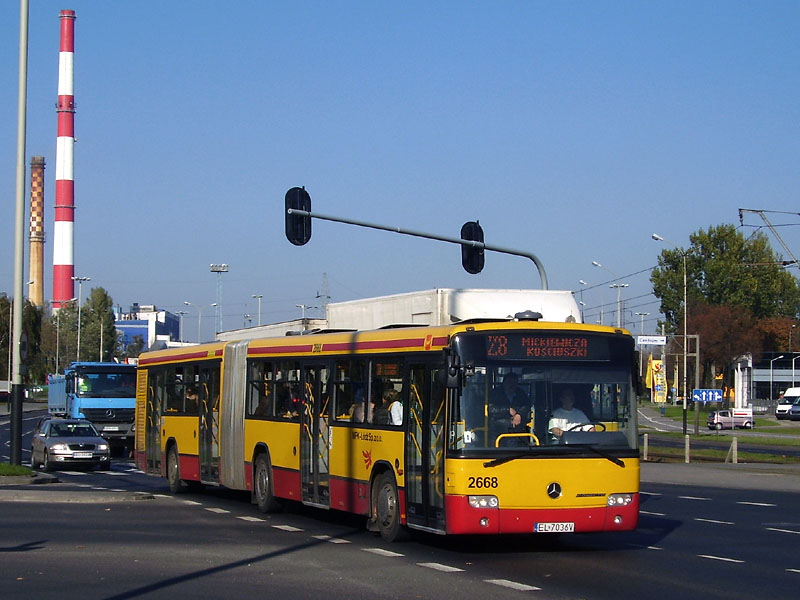 Mercedes-Benz O345G #2668