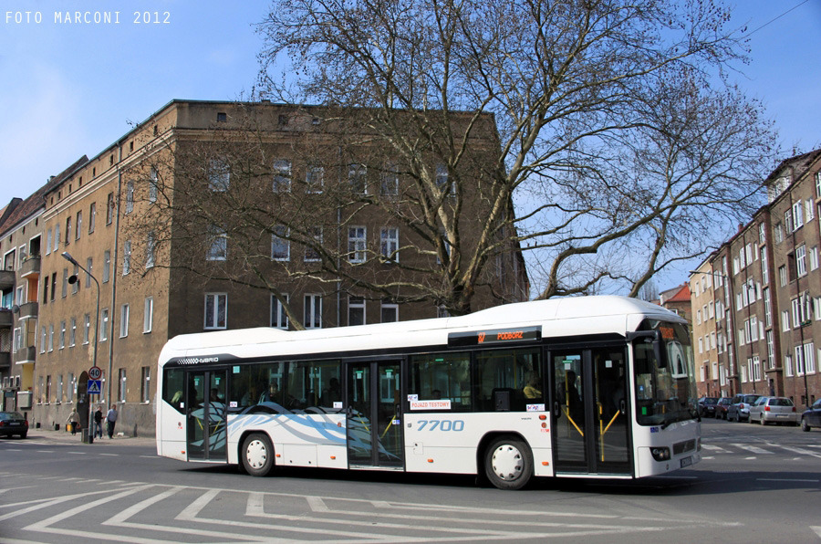 Volvo 7700 Hybrid #DW 217PF