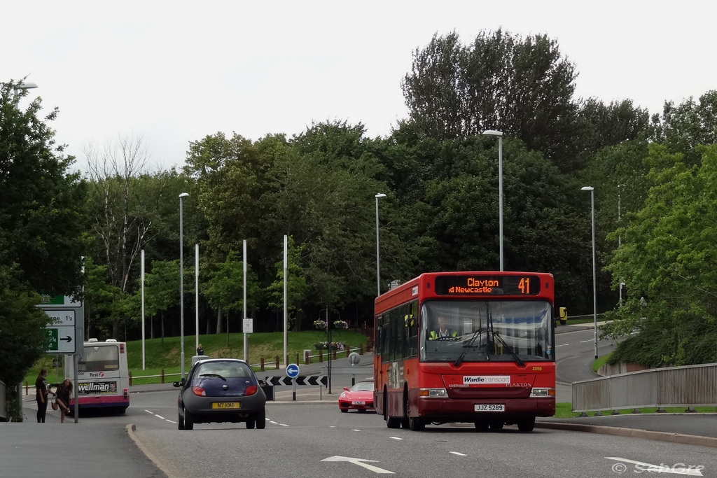 Dennis Dart SLF / Plaxton Mini Pointer 2 #2255