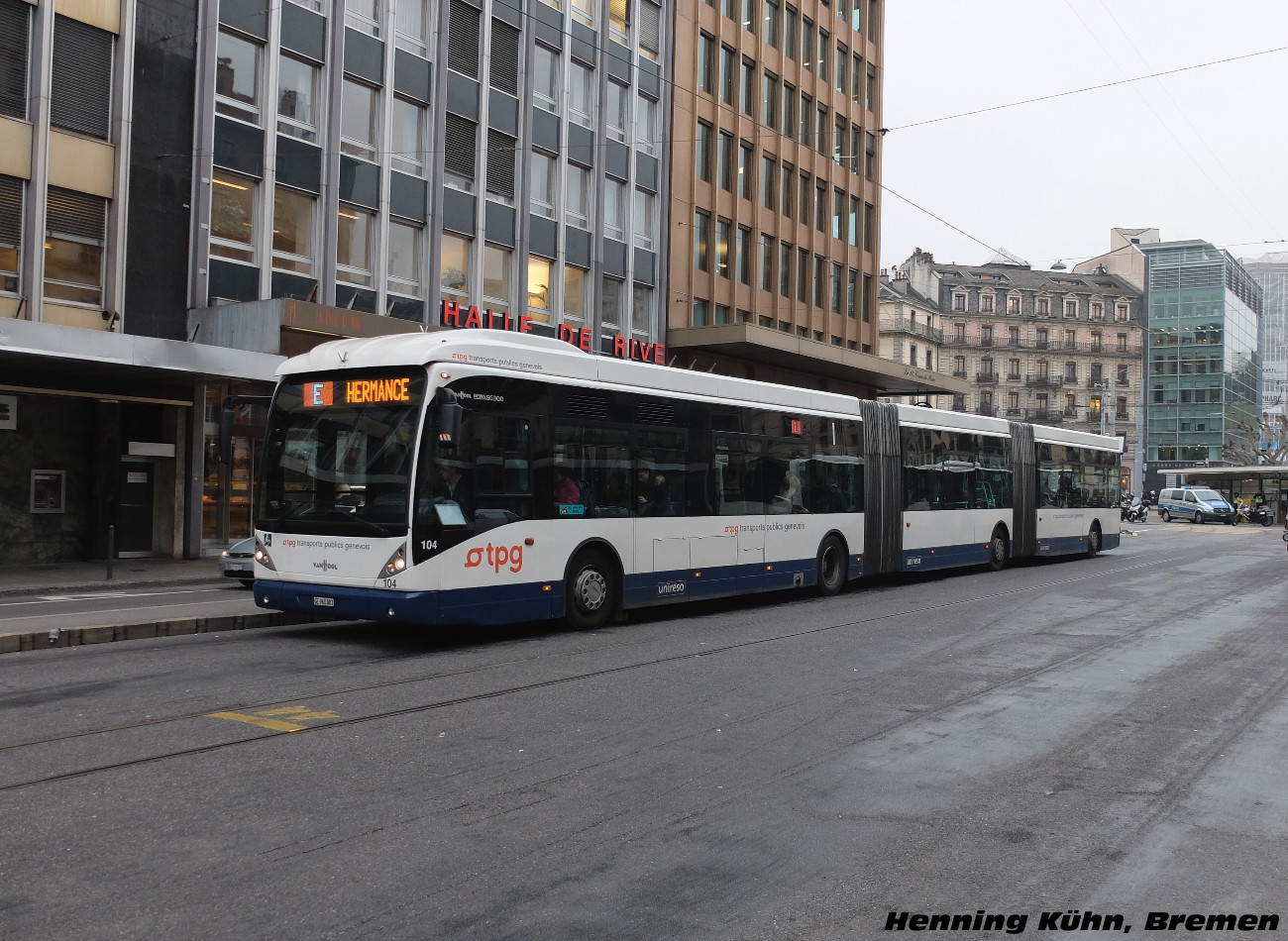 Van Hool AGG300 #104