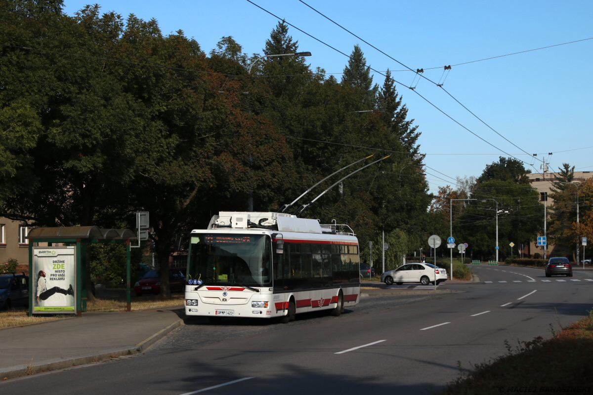 Škoda 30Tr SOR #423