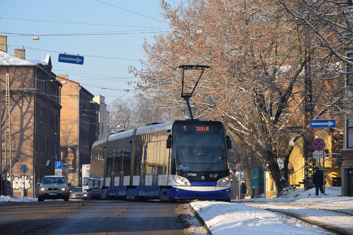 Škoda 15T Rīga #57060