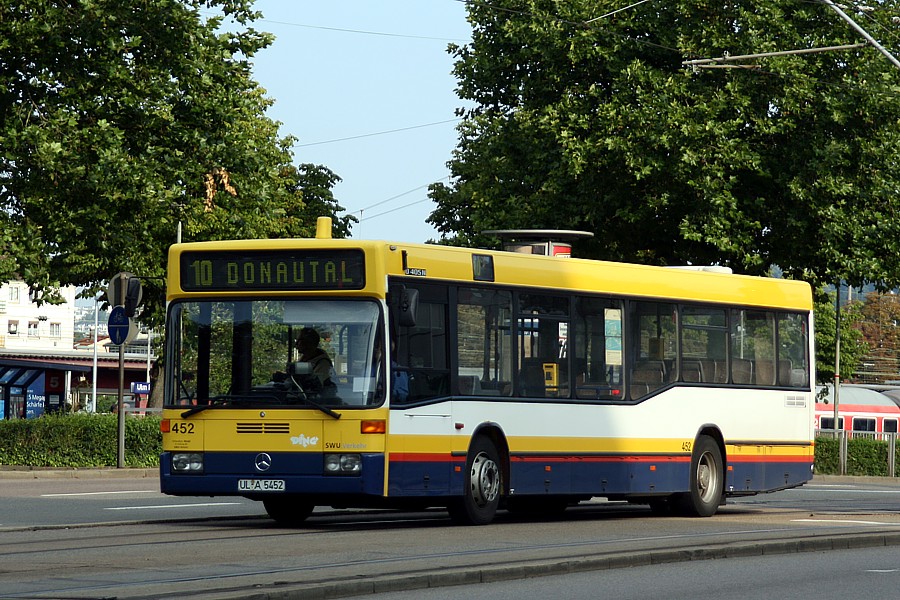 Mercedes O405N2 #452