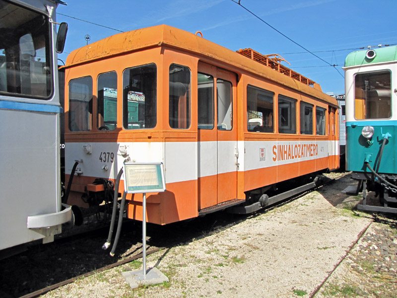 Ganz trailer tram #51