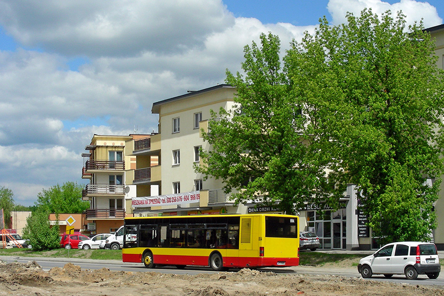 ЛАЗ A183D1 #004