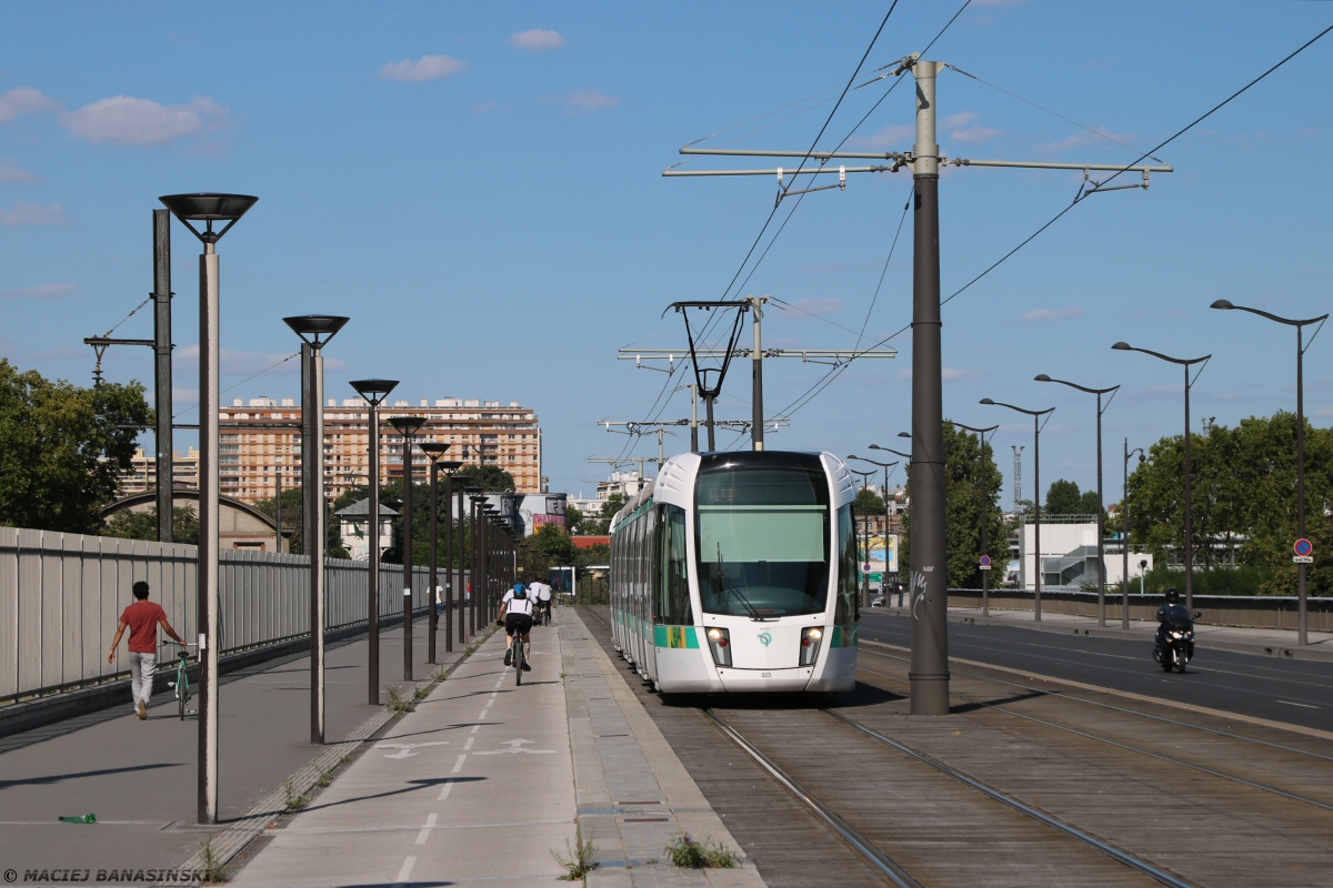 Alstom Citadis 402 #323