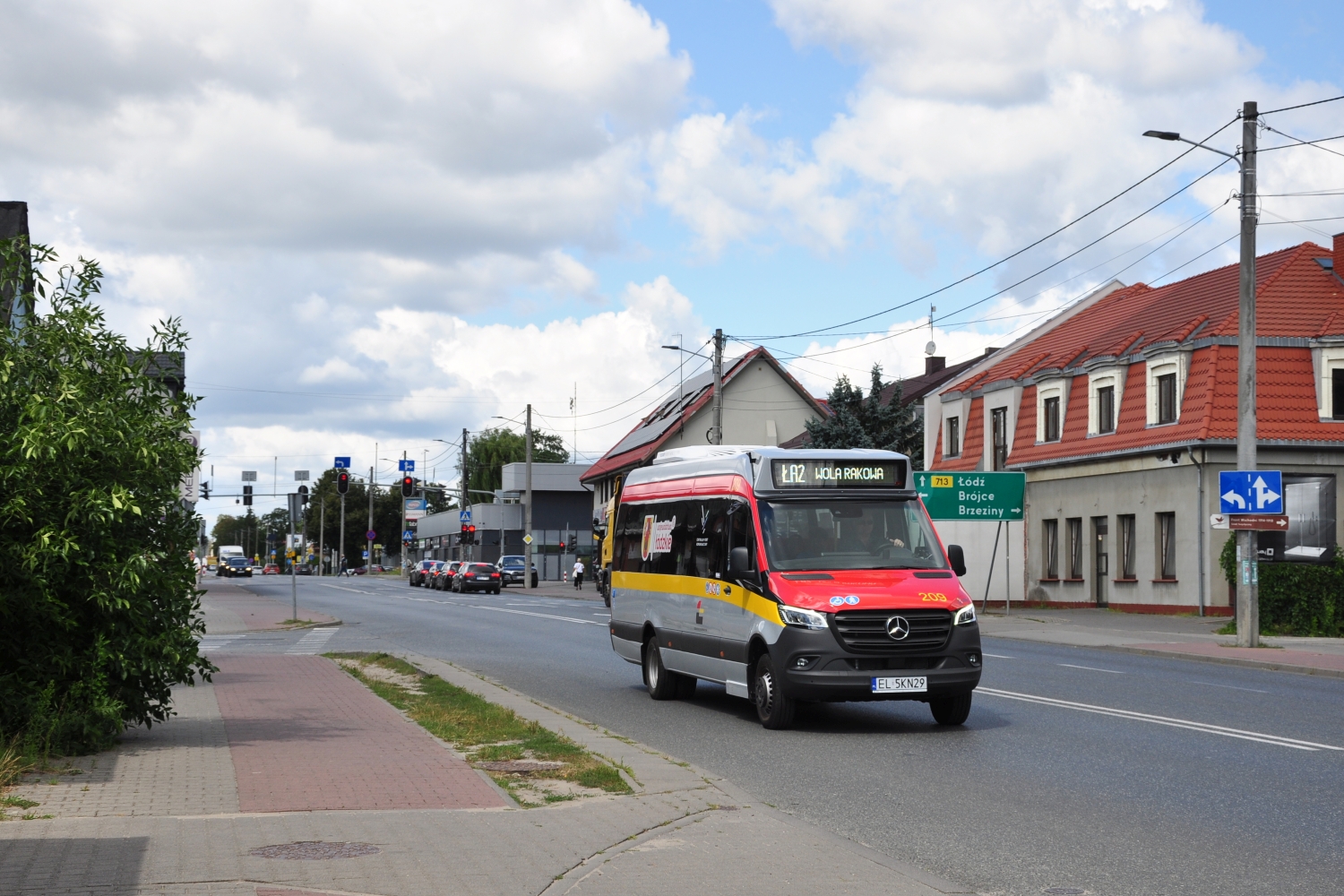 Mercedes-Benz 519 CDI / MMi #209