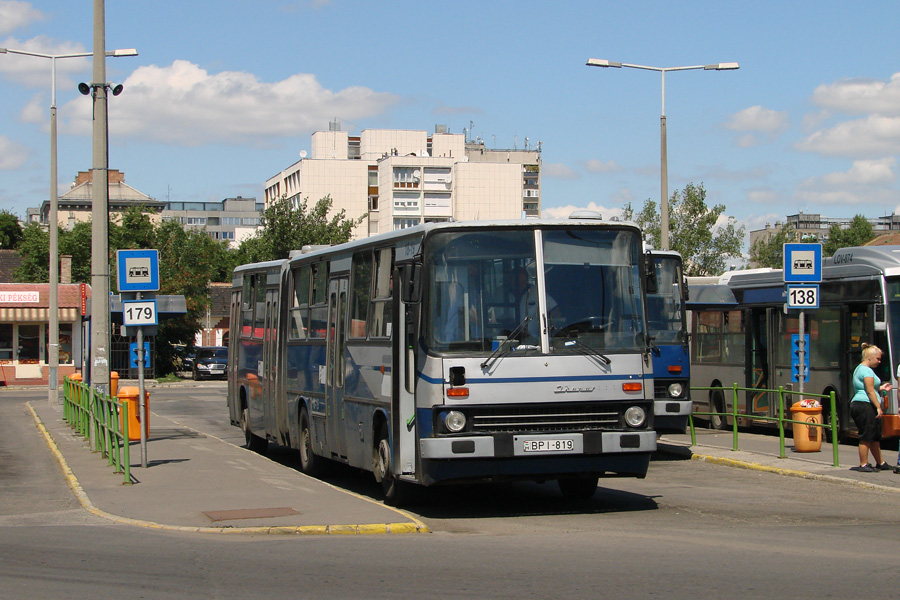 Ikarus 280.49 #18-19