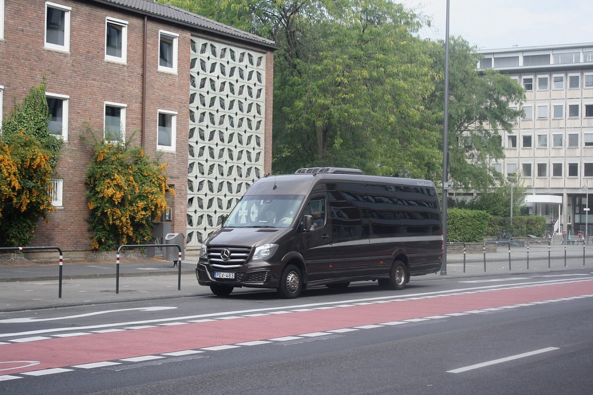 Mercedes-Benz Sprinter #PEV-483