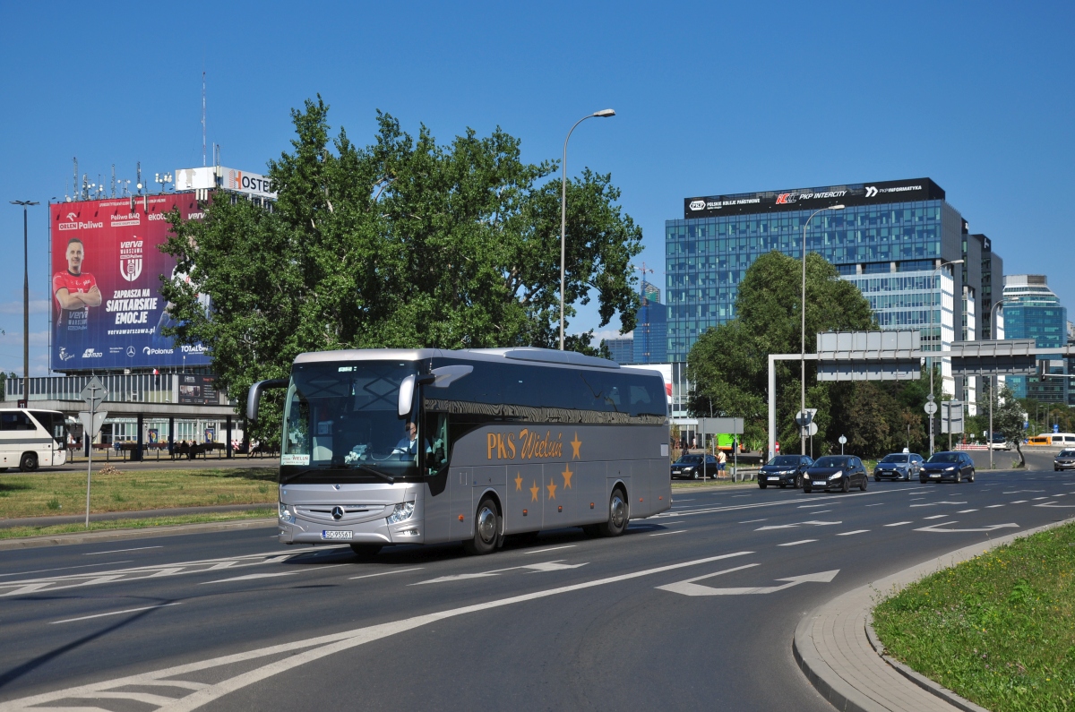 Mercedes-Benz Tourismo E15 RHD #SC 9556T