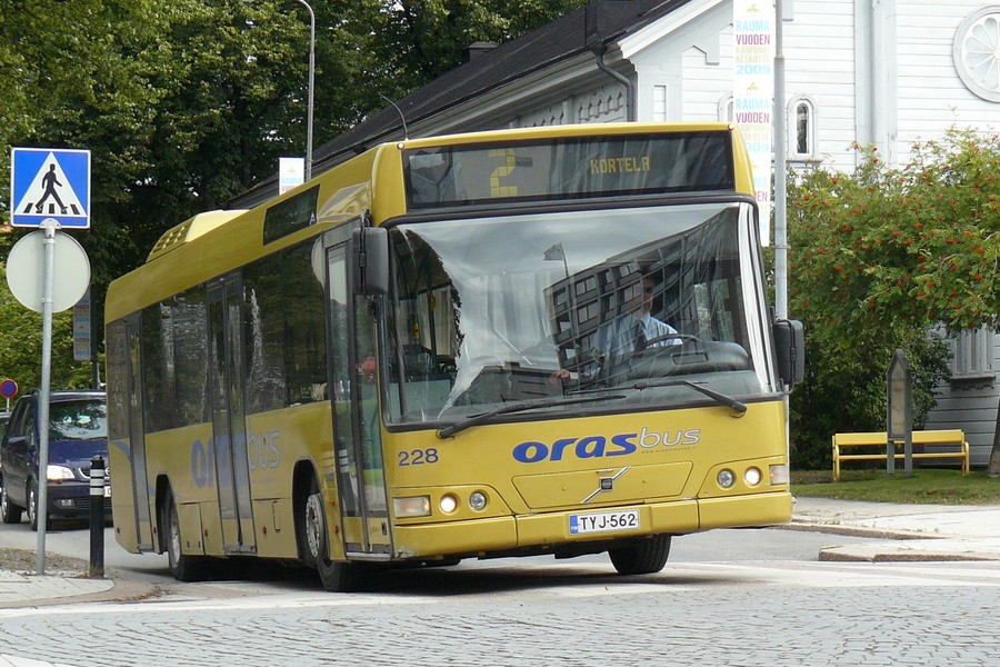 Volvo 7000 #228