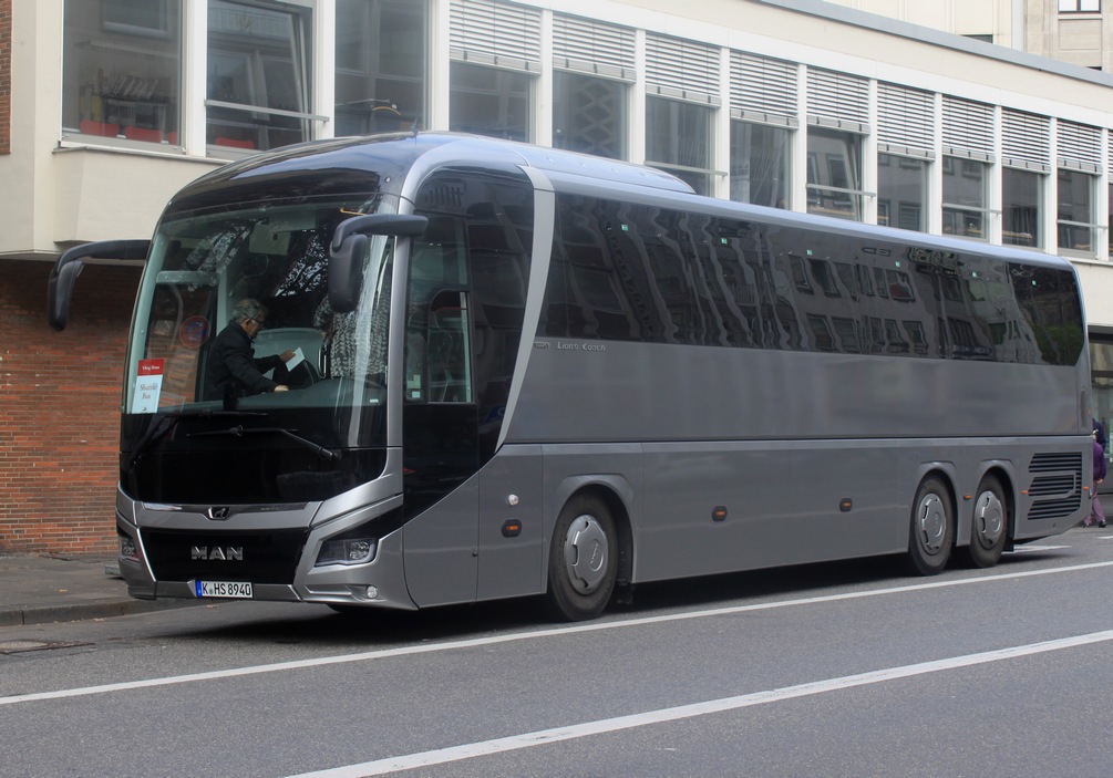 MAN RHCxx4 Lion`s Coach C (2017) [R09] #K-HS 8940