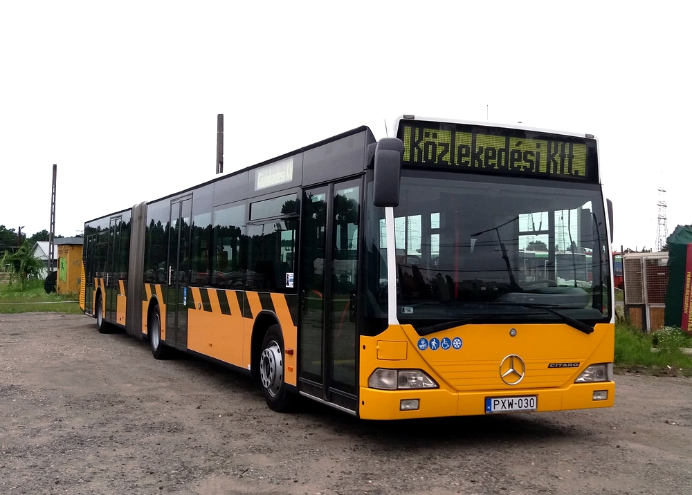 Mercedes-Benz O530G #030