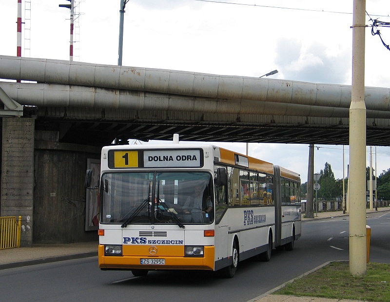 Mercedes O405G #10051