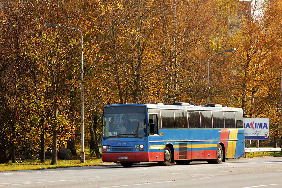 Volvo B10B / Carrus Fifty #HG-4218