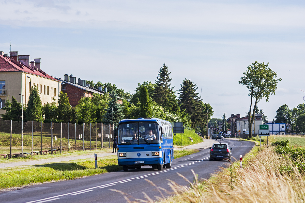 Mercedes-Benz O303-11ÜHE #226