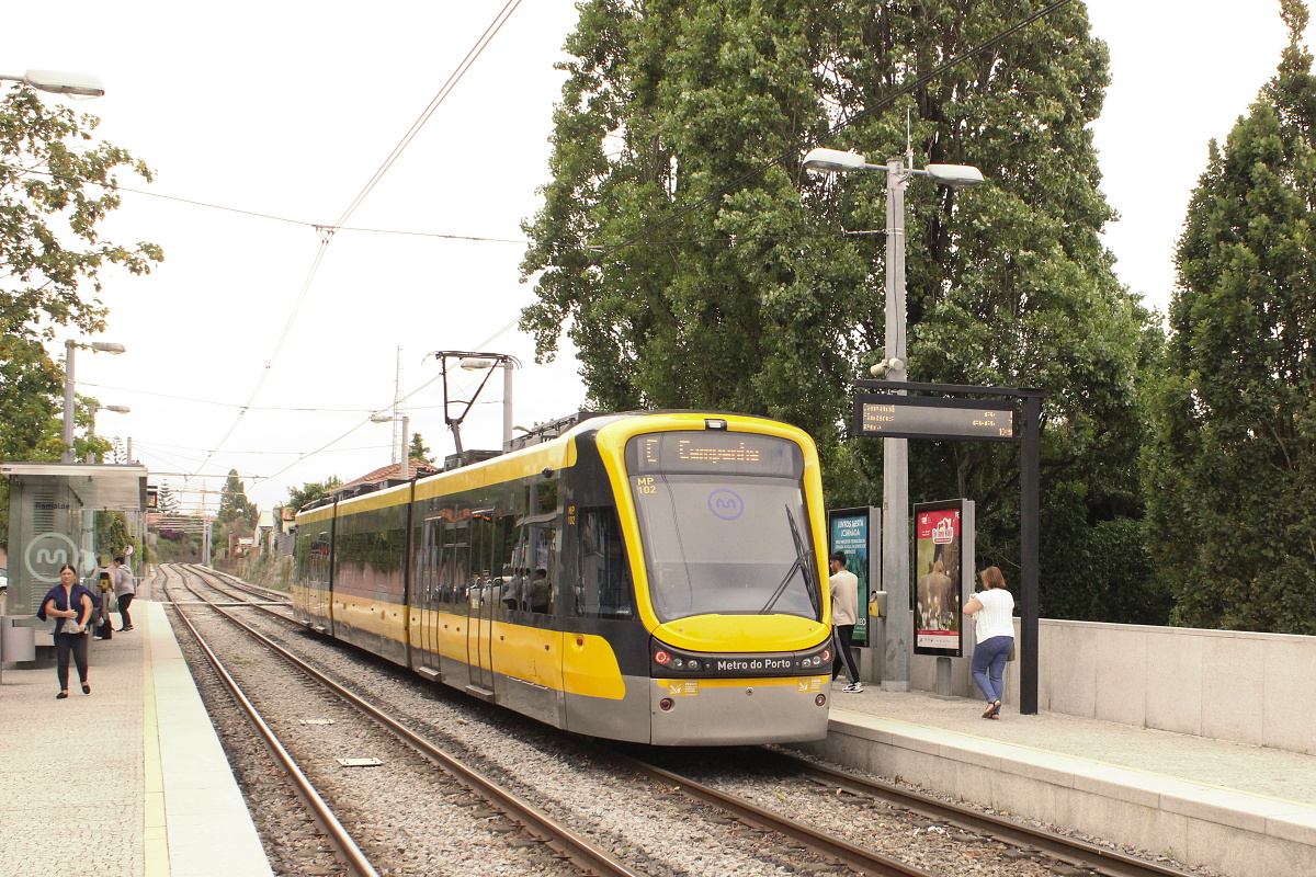 Bombardier Flexity Swift #102