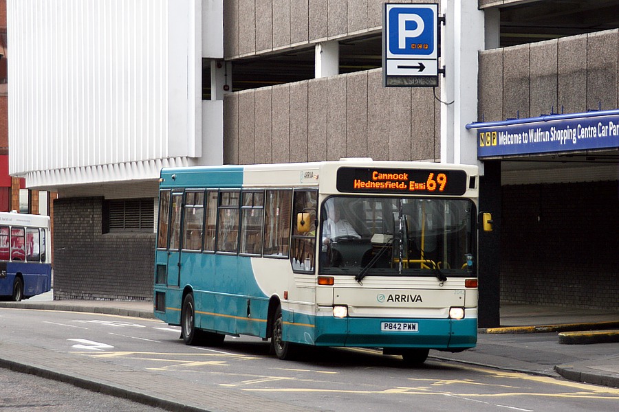 Dennis Dart / Plaxton Pointer #2042