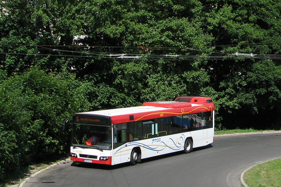 Volvo 7700 #4000