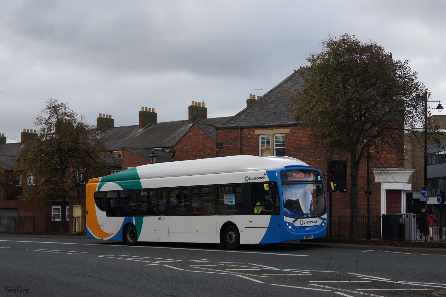 Scania K270UB 4x2 LB / Alexander Dennis Enviro 300 NG #28021