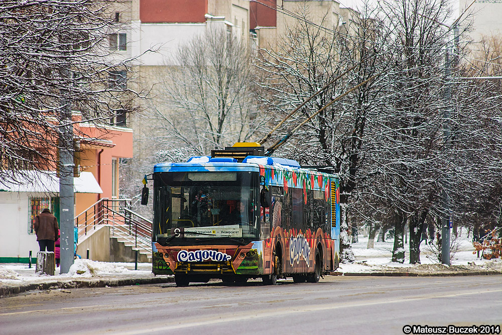 ЛАЗ E183D1 #102