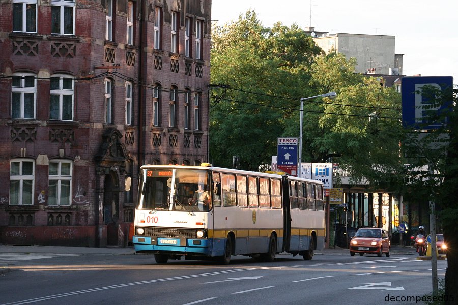 Ikarus 280.64 #010