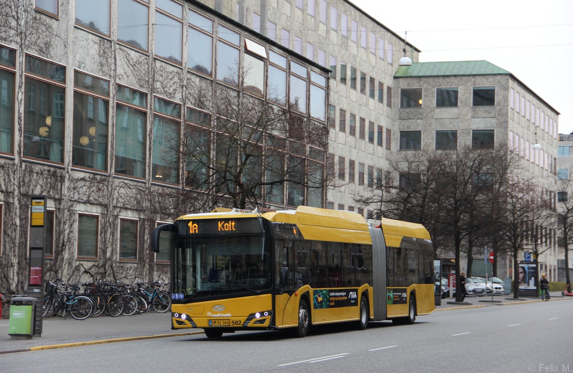 Solaris Urbino 18 electric #562