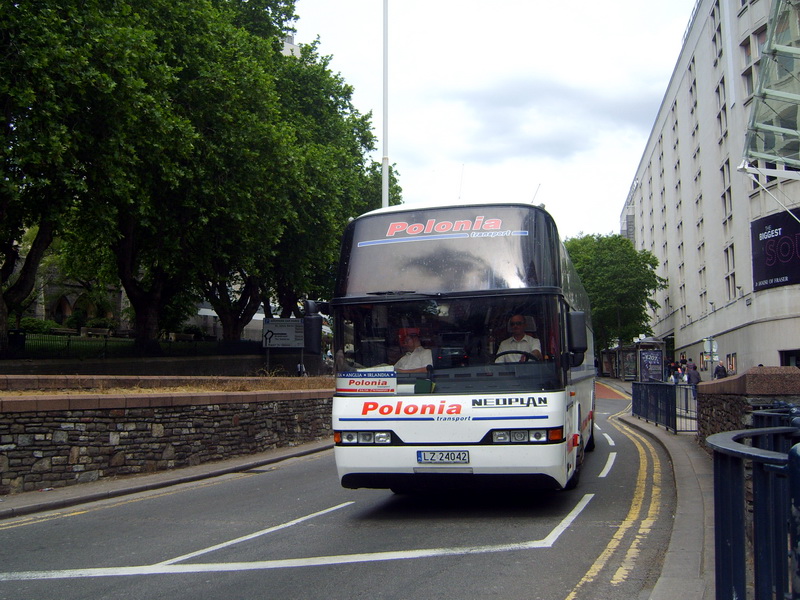 Neoplan N116 #LZ 24042