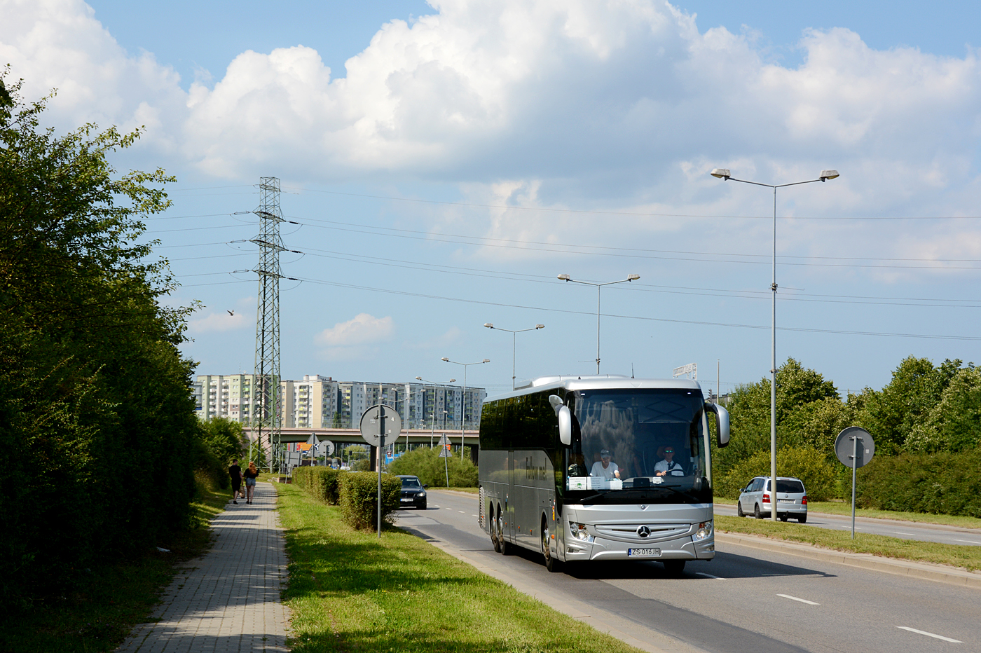 Mercedes-Benz Tourismo E17 RHD L #ZS 016JH