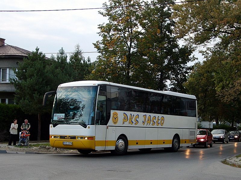 MAN RH353 Lion's Coach #RJS S274