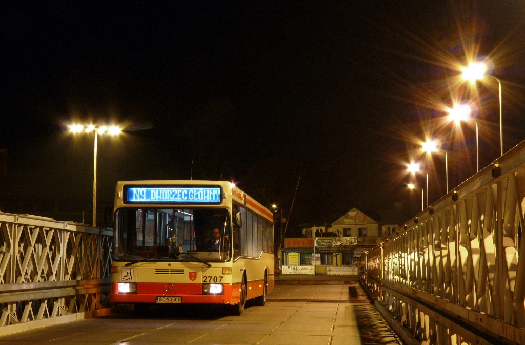 Mercedes-Benz O405N #2707