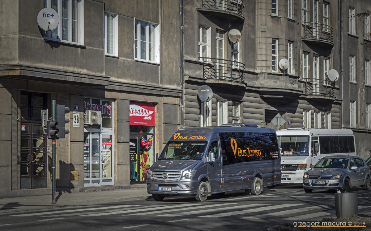 Mercedes-Benz 519 CDI / Mercus MB Sprinter #SB 8935U