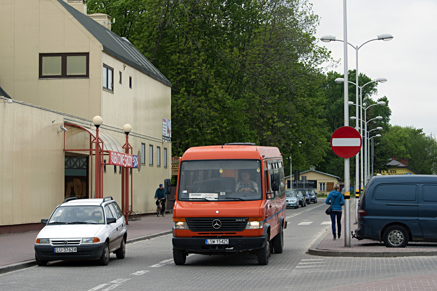 Mercedes-Benz 711 D / Trouillet #LSW 15425