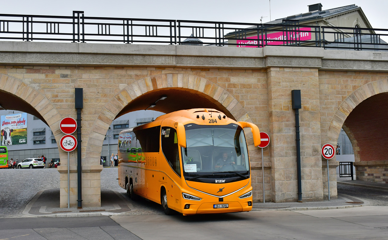 Volvo B11R 6x2 / Irizar i8 #284