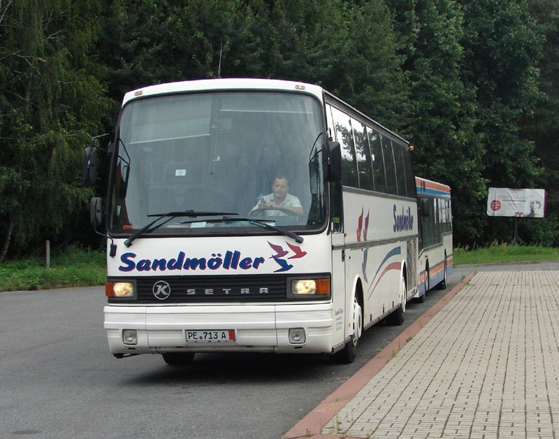 Setra S215 HD #PE 713A