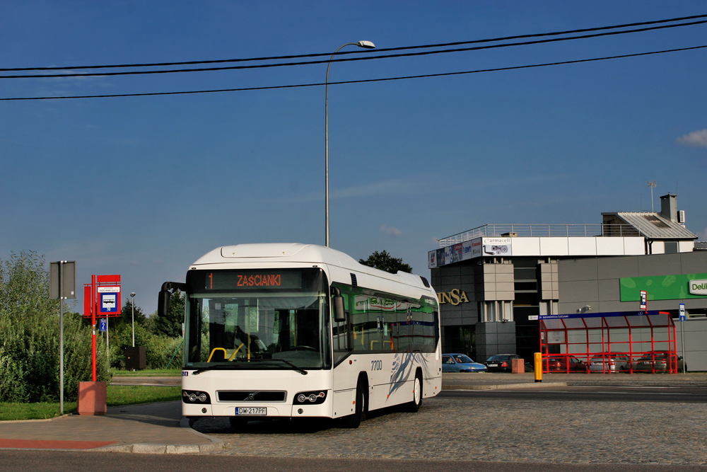 Volvo 7700 Hybrid #DW 217PF