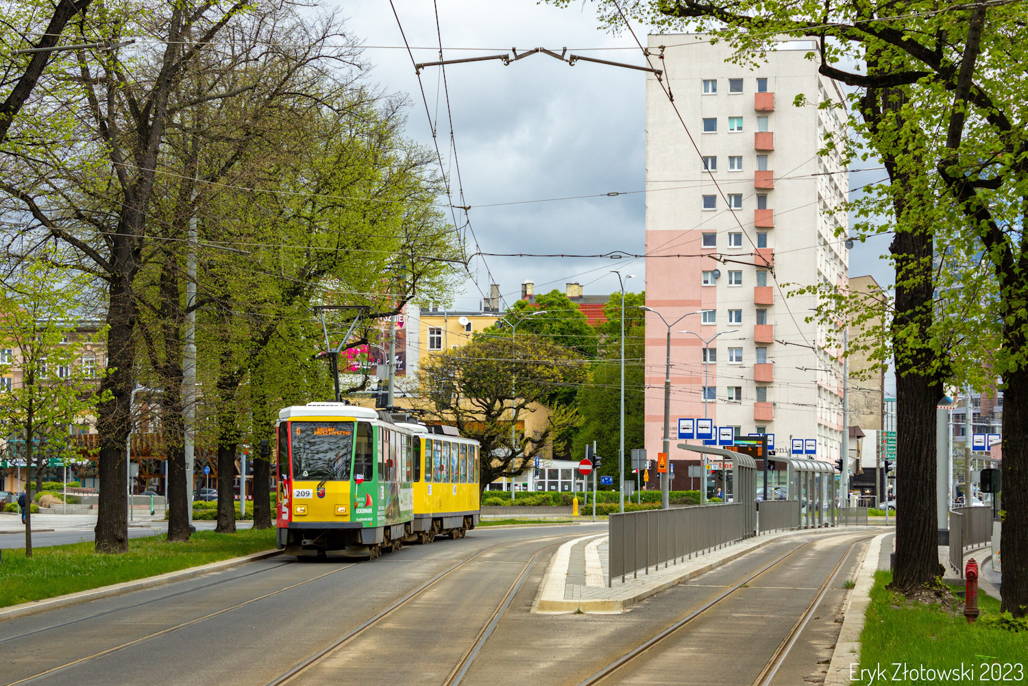 Tatra T6A2D #209