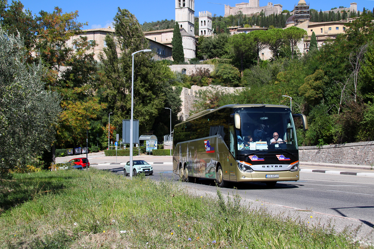 Setra S517 HD #GDA 44560