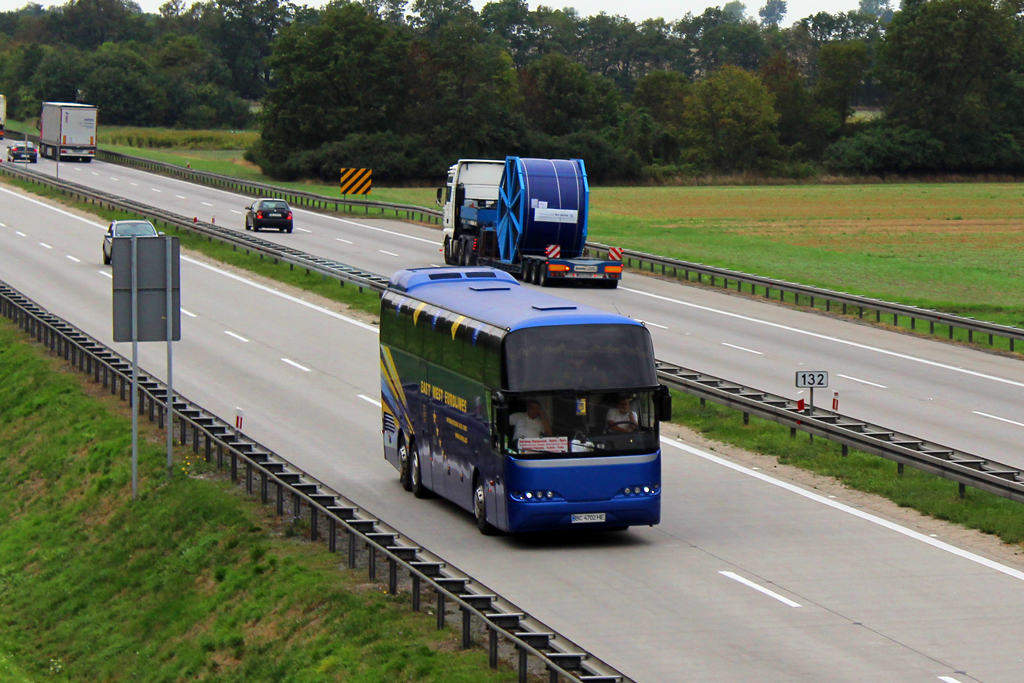 Neoplan N1116/3 H #BC 4702 HE