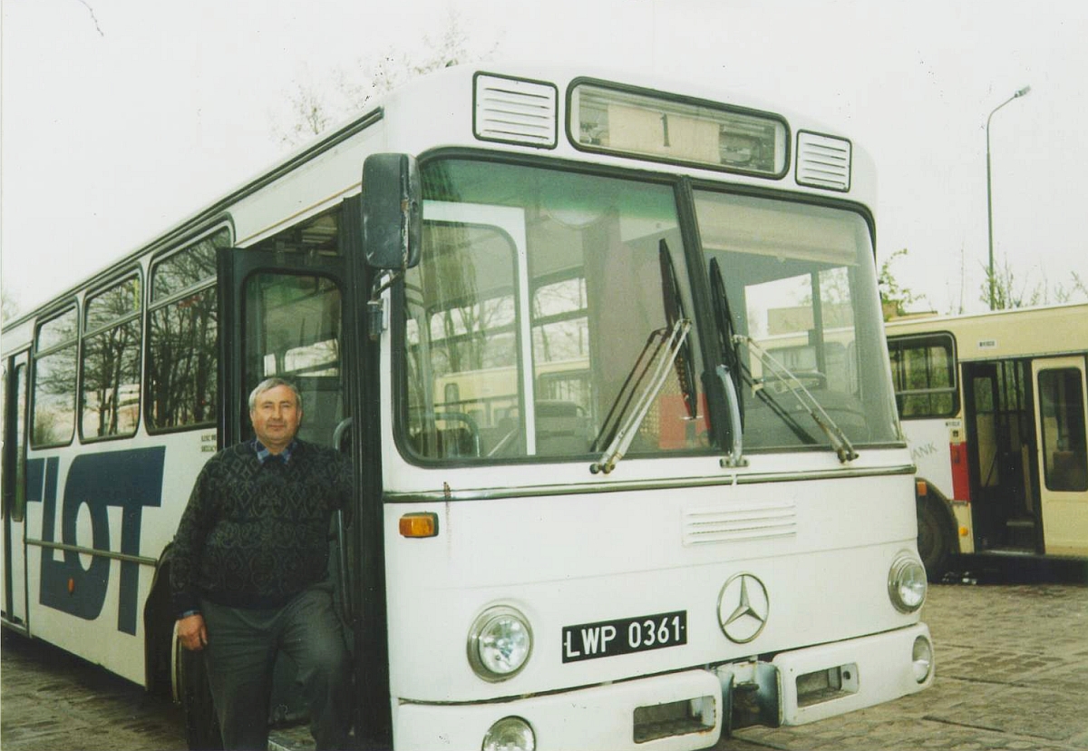 Mercedes-Benz O305G #12