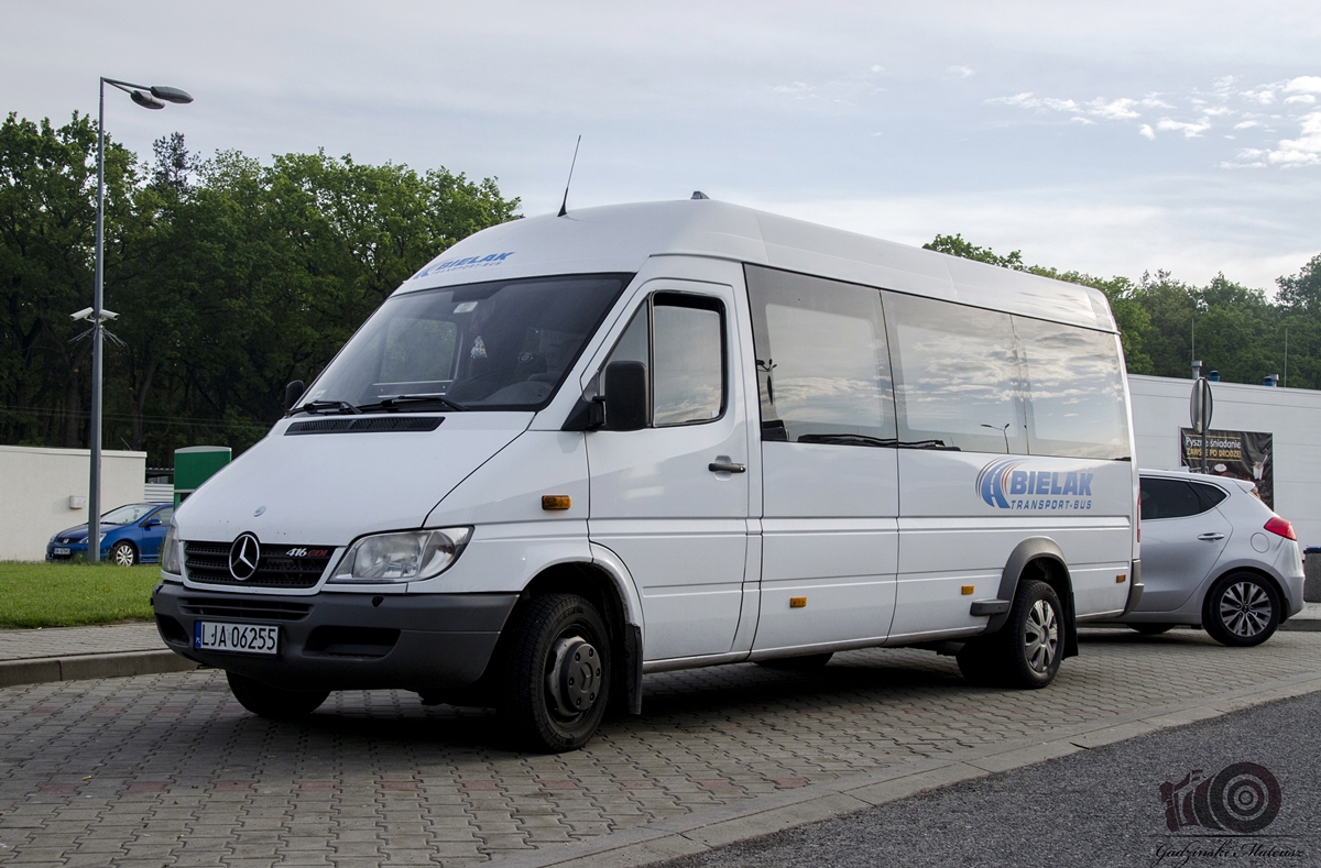 Mercedes-Benz 416 CDI #LJA 06255