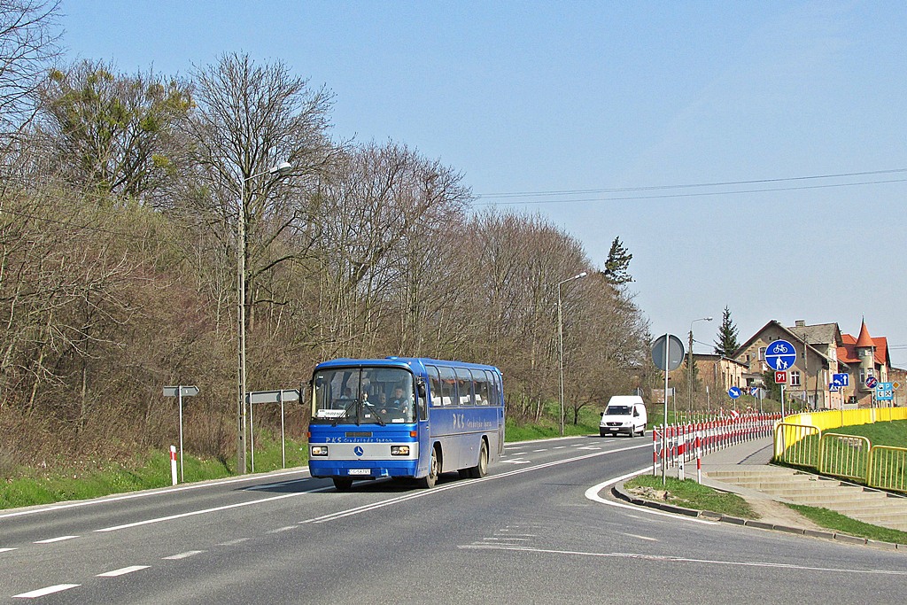 Mercedes-Benz O303-11ÜHE #223