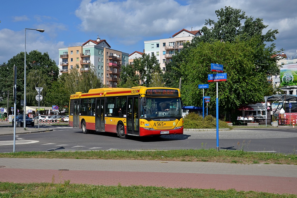 Scania CN270UB 4x2 EB #A565