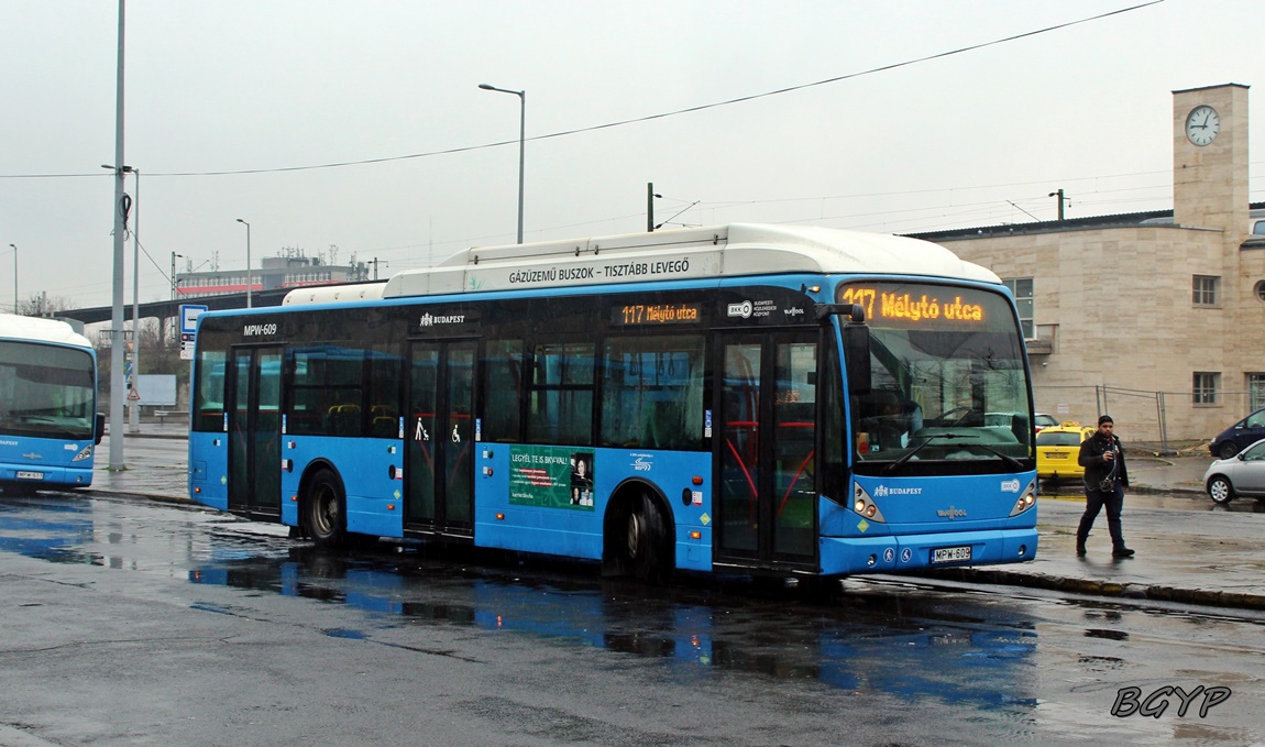 Van Hool A330 CNG #MPW-609