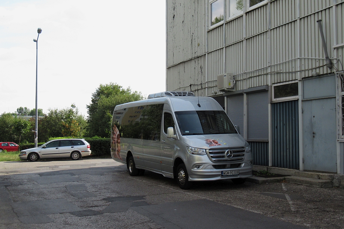 Mercedes-Benz Sprinter / Mercus MB Sprinter #WGM 90308