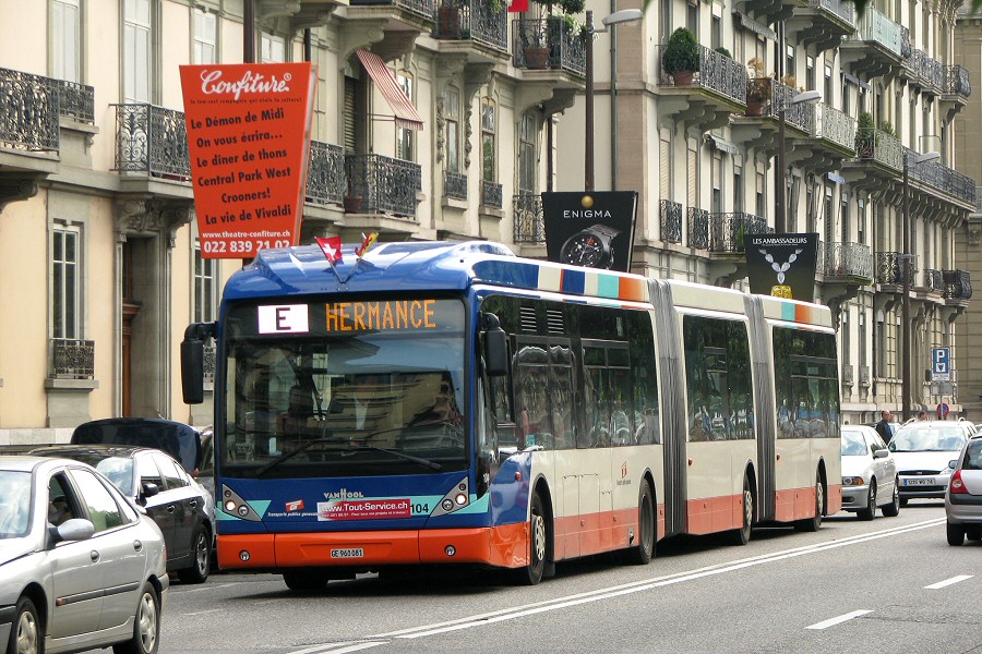 Van Hool AGG300 #104