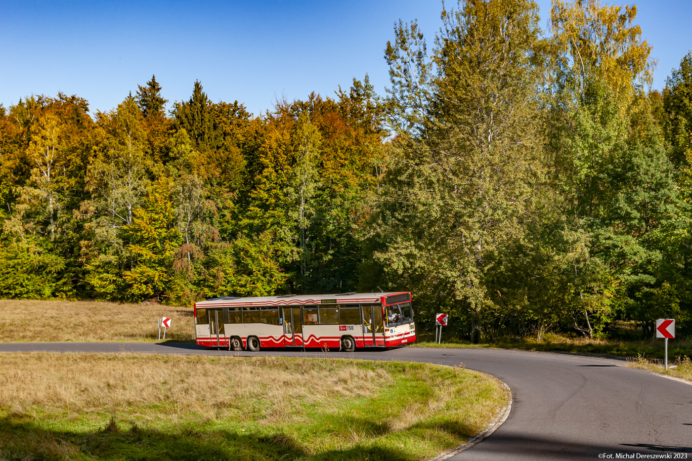 Volvo B10BLE 6x2 #750