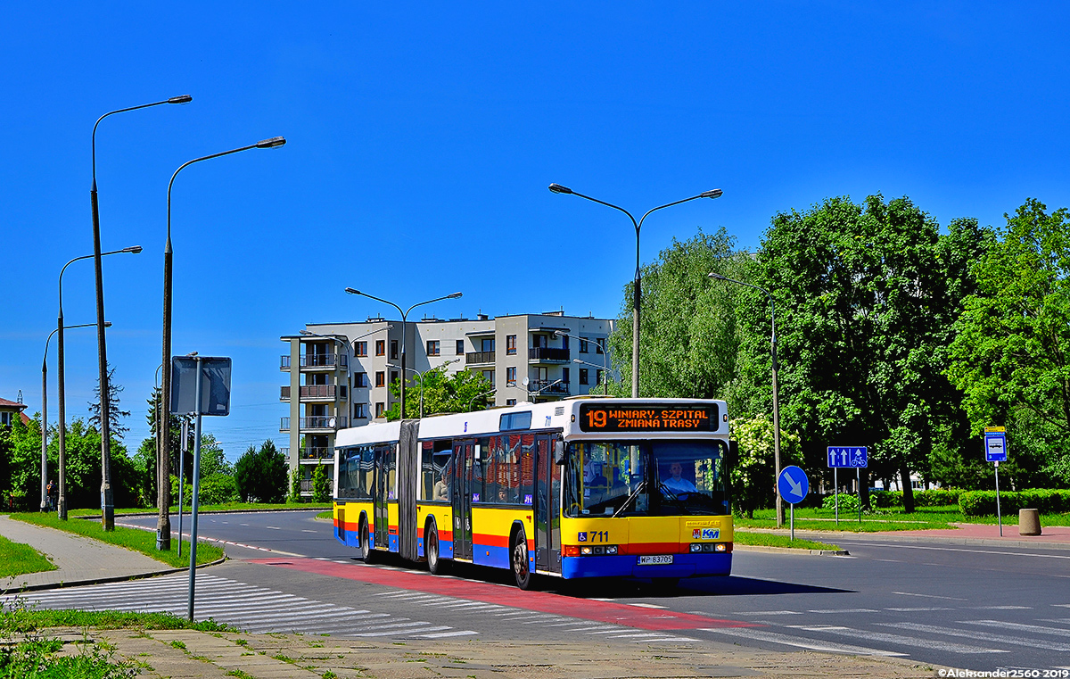 Neoplan N4021 #711